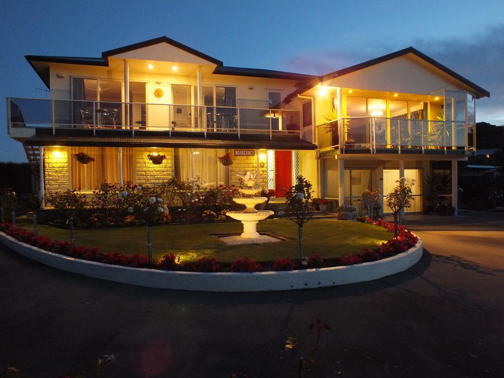 Austin Heights - Kaikoura Bed & Breakfast エクステリア 写真